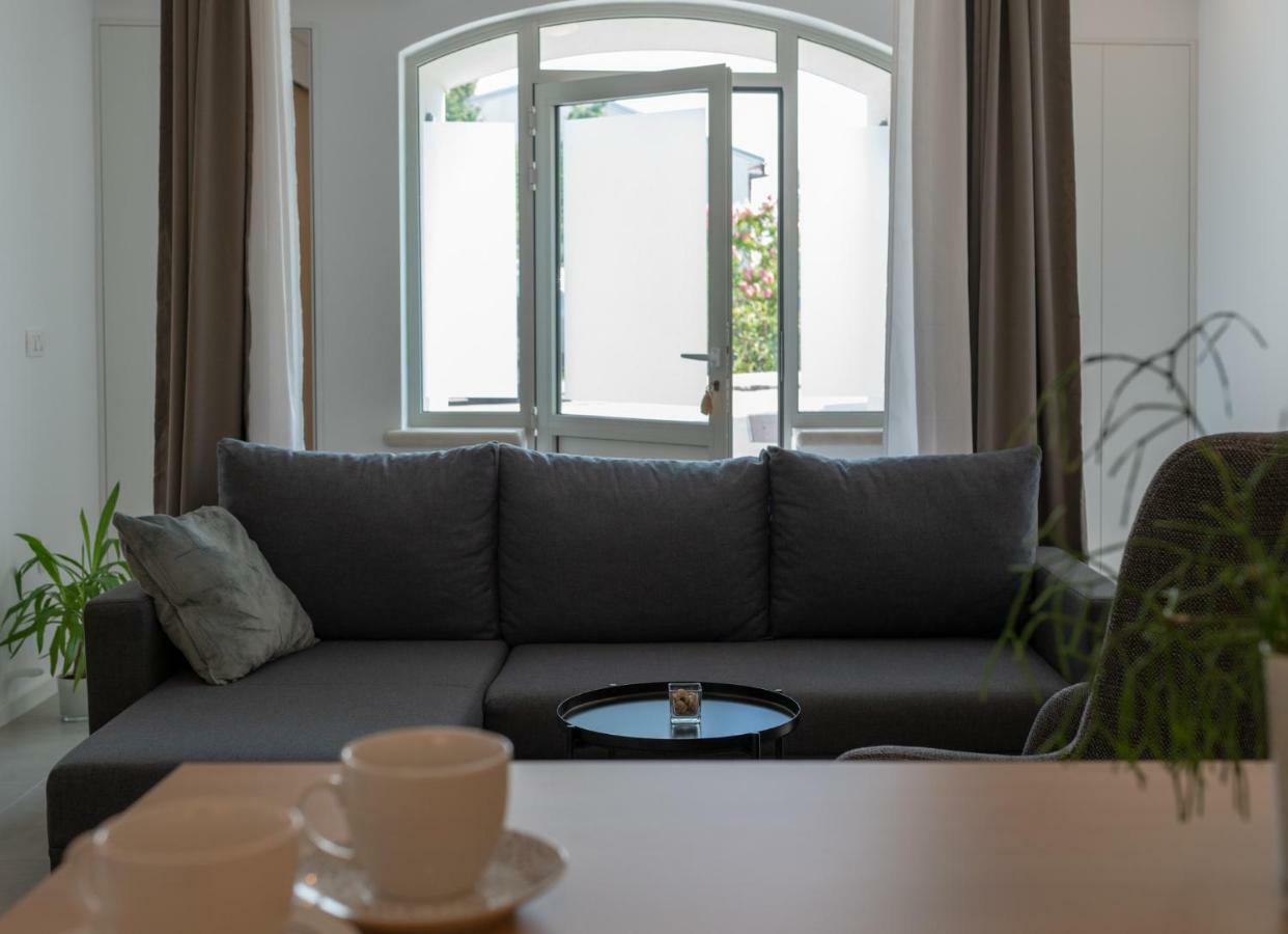 Apartment Profondo بولا المظهر الخارجي الصورة
